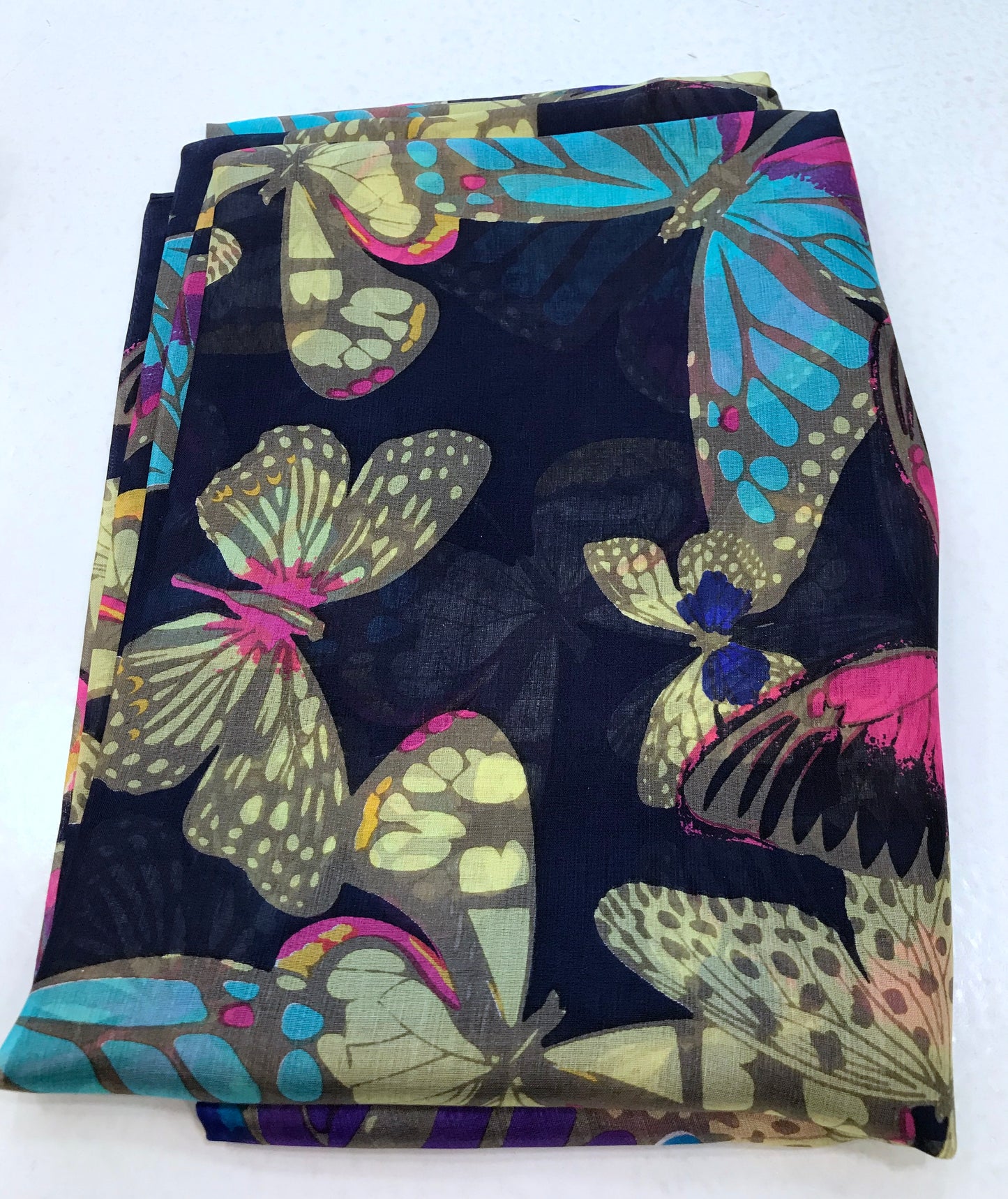 Silketørklæde med sommerfugle